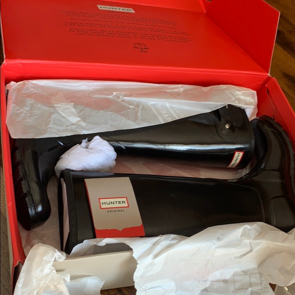 Brand New Pair of original Hunter boots “black”